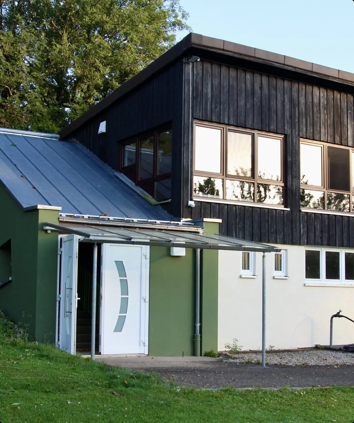 Vereinsheim Eingang | © Verena Wengert