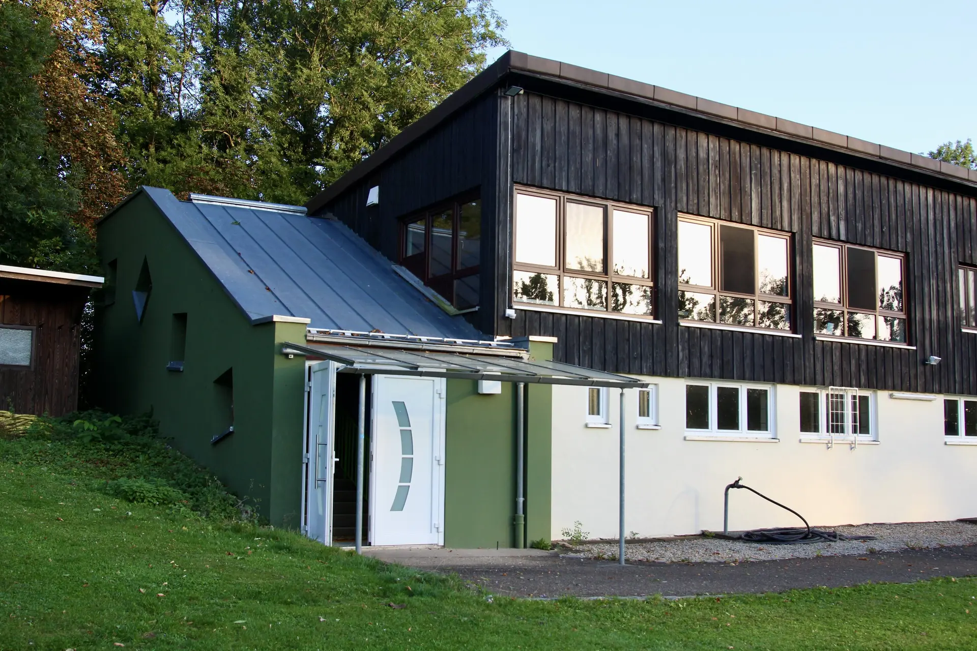 Vereinsheim Eingang | © Verena Wengert